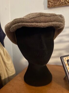 Dockers Brown Herringbone Newsboy Cap